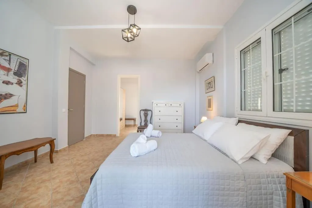 Villa Stunning Views Karavados